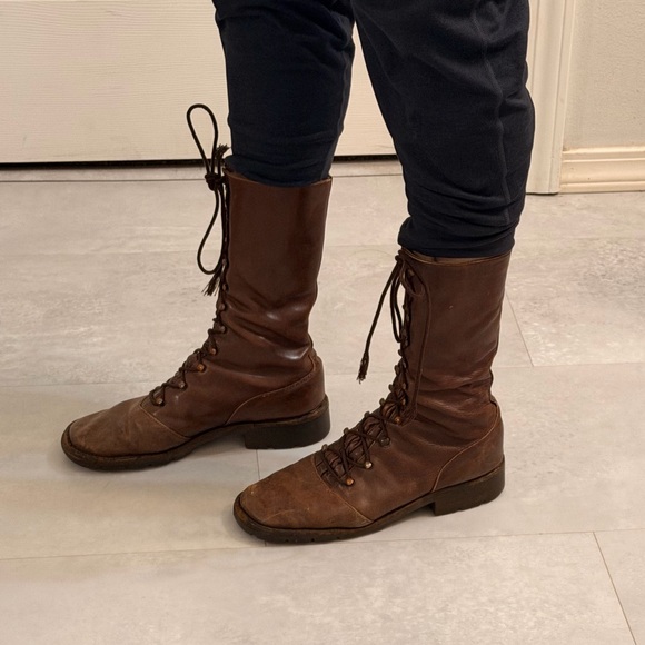 Women’s Martini Osvaldo Lace Up Leather Boots with Pirelli soles - Picture 4 of 13